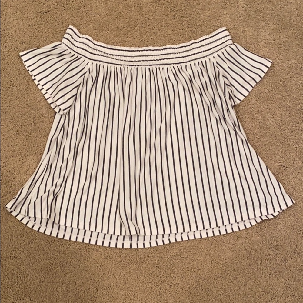 American Eagle Off The Shoulder Top